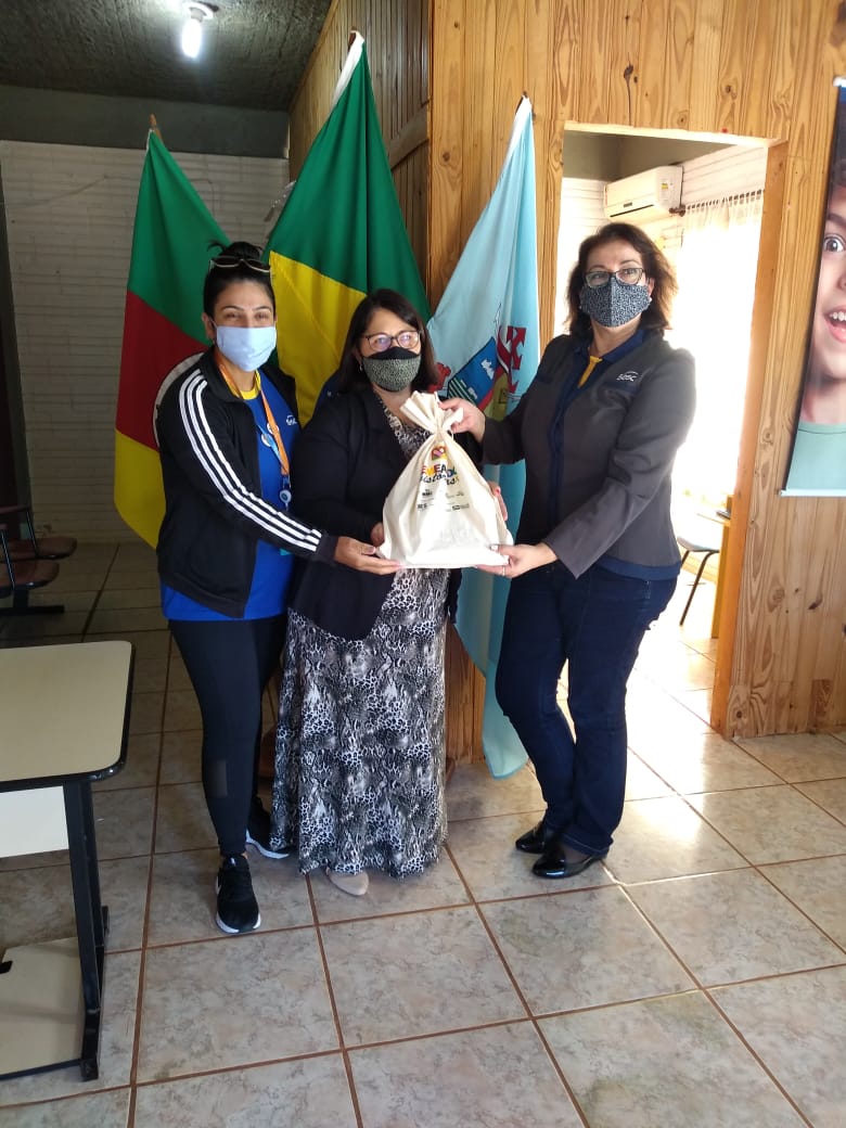 Município de Itacurubi é contemplado com o Projeto Semeando Histórias!